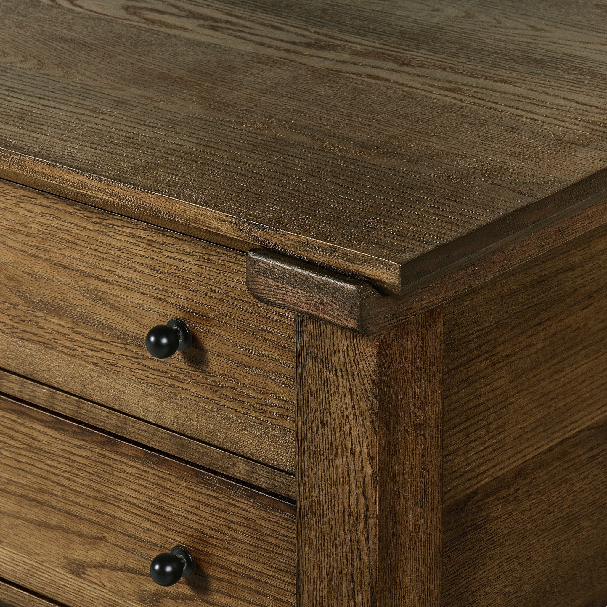 Dahlia Kitchen Island