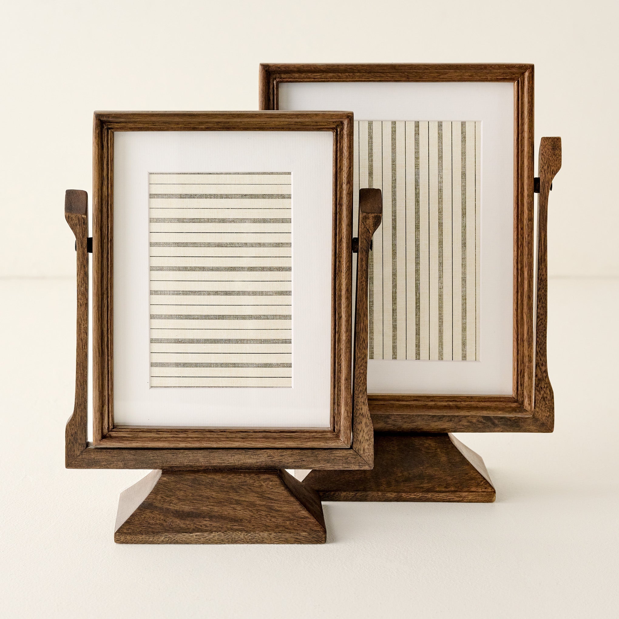 Antique Inspired Swivel Photo Frames