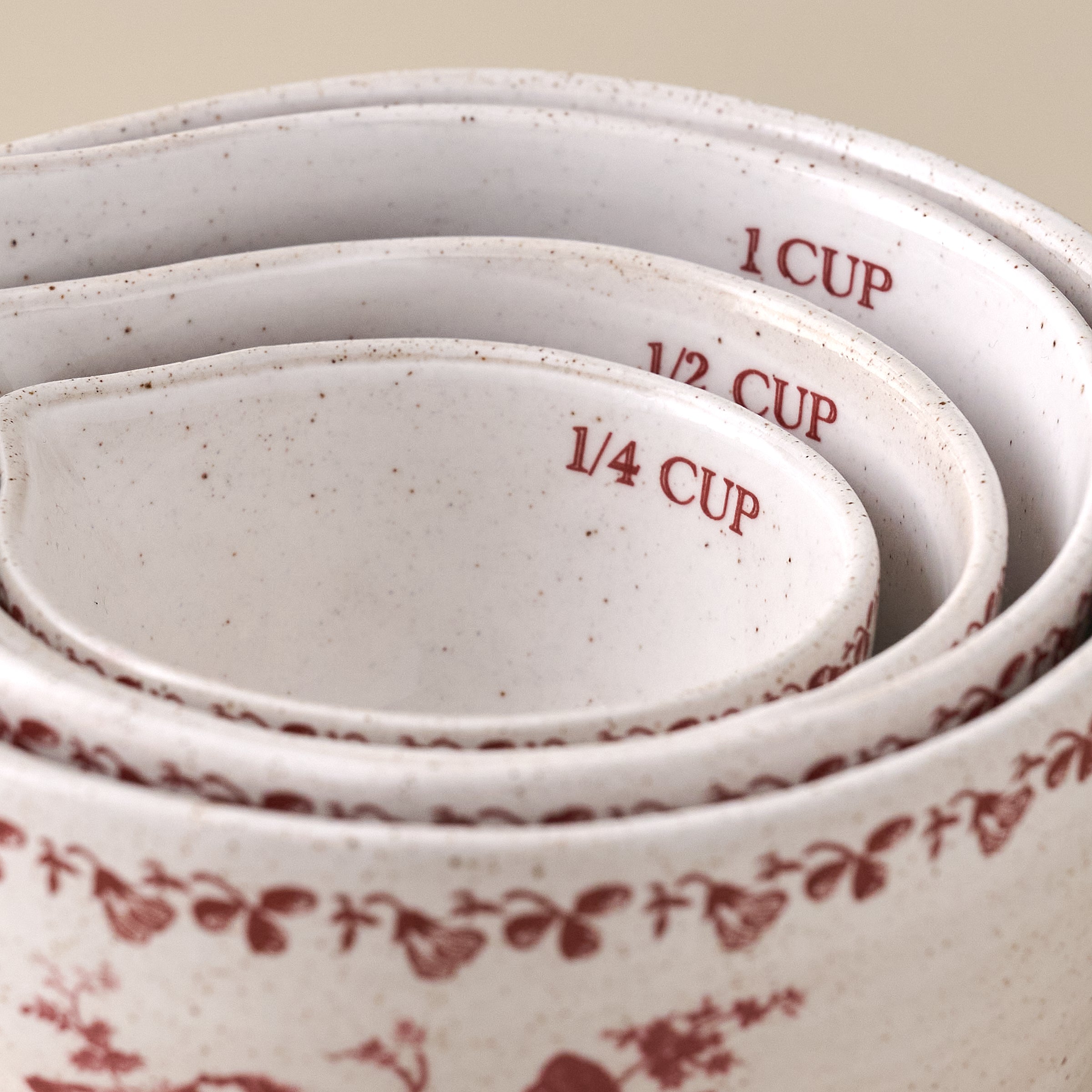Heirloom Garden Scarlett Floral Measuring Cup Set