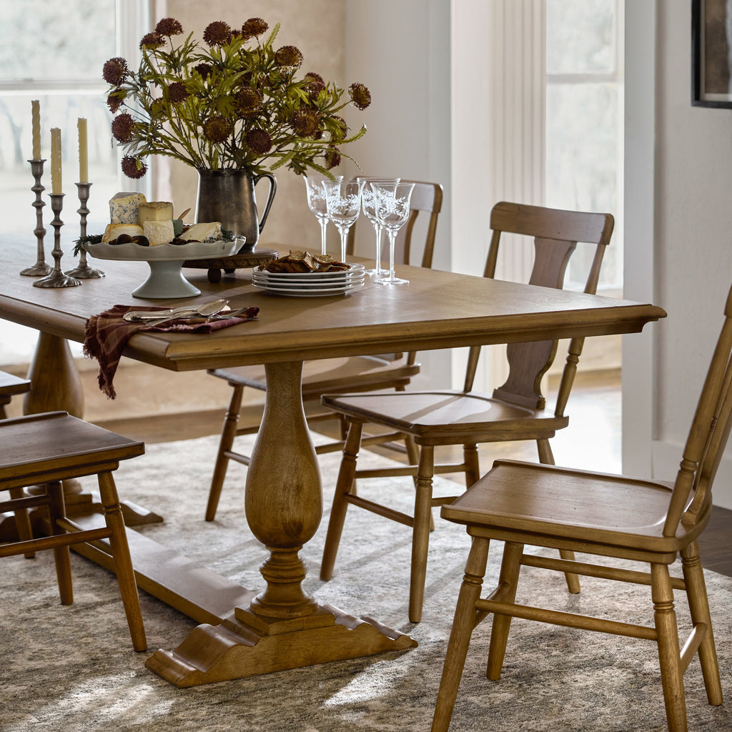 Georgia Dining Table