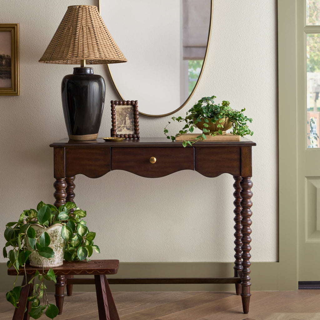Amaryllis Console Table