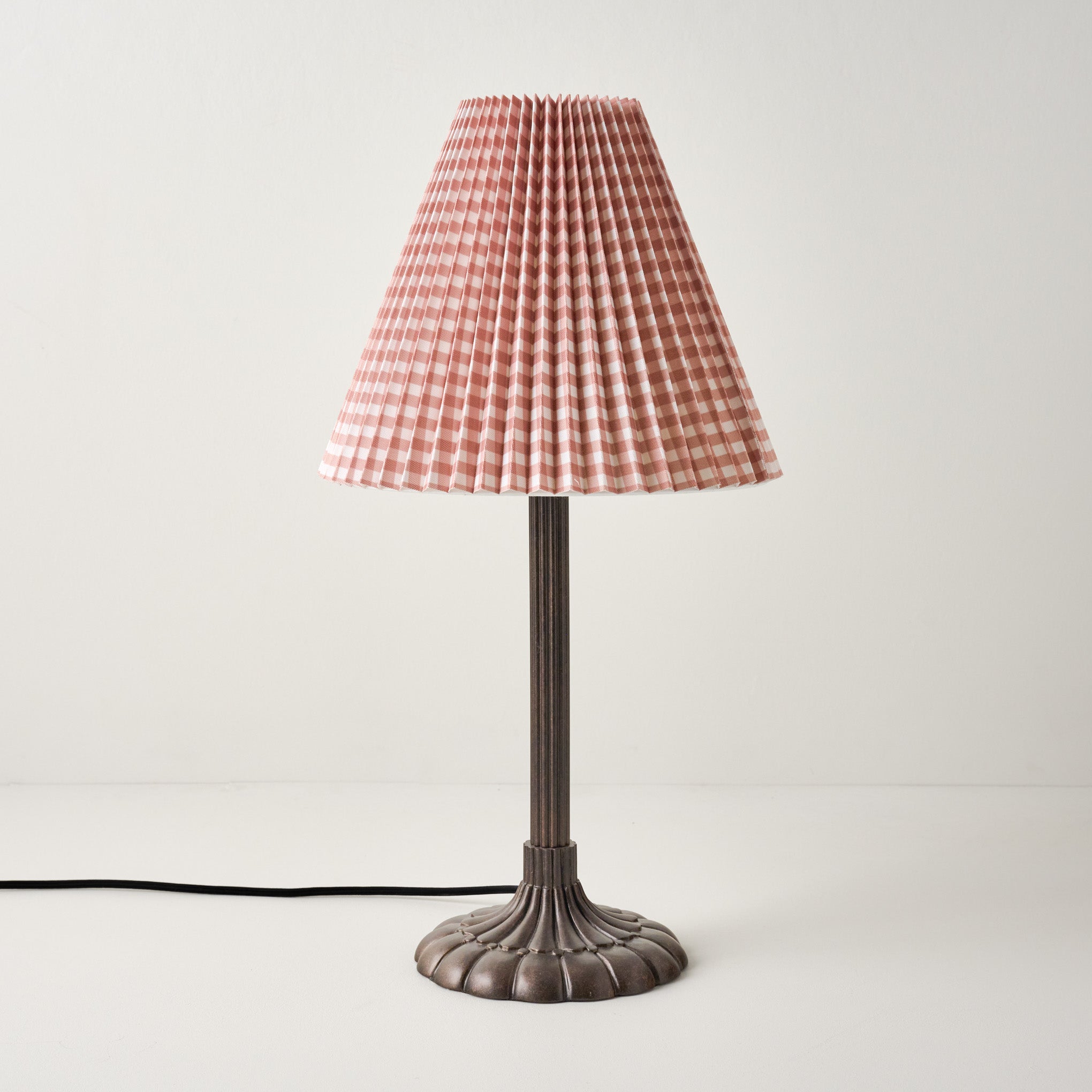 Stella Table Lamp-Bronze Scallop
