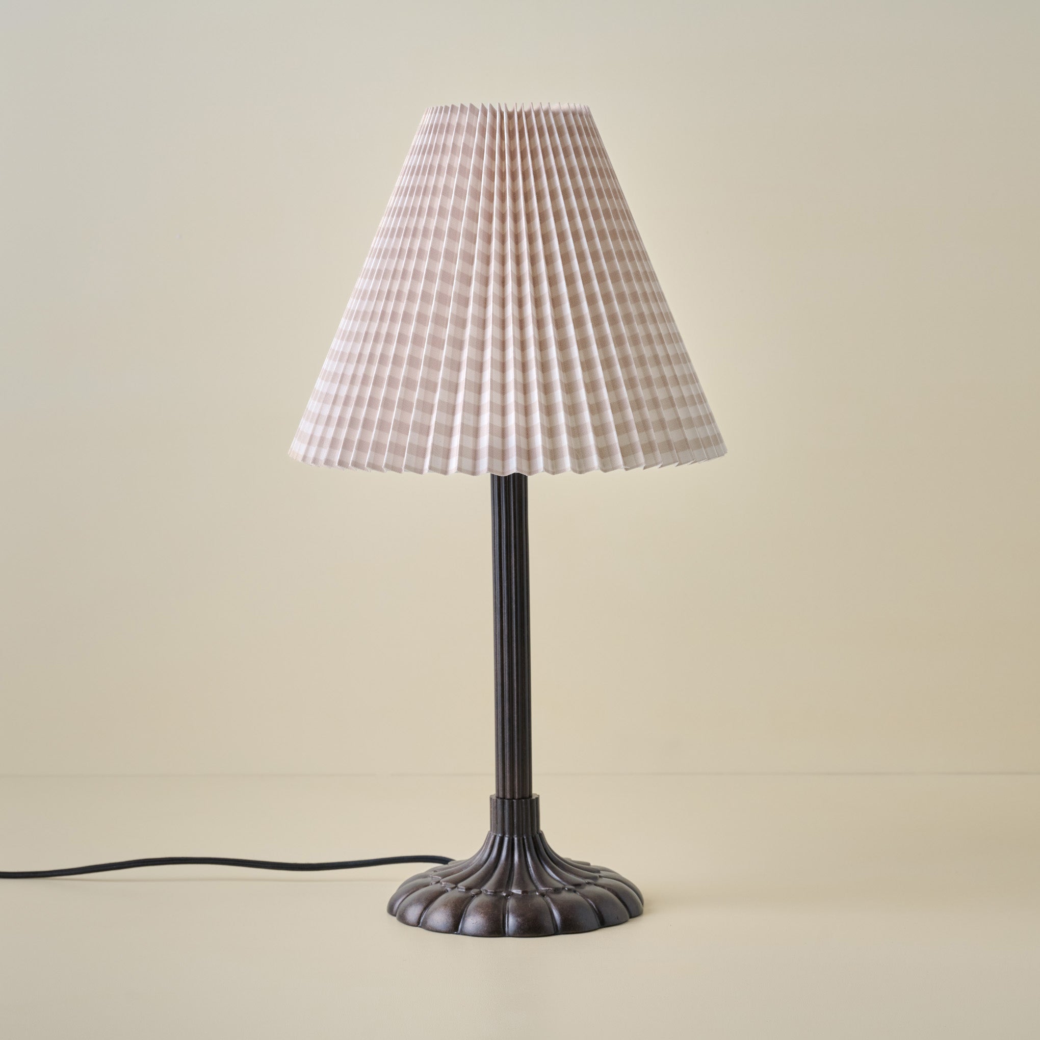 Stella Table Lamp-Bronze Scallop