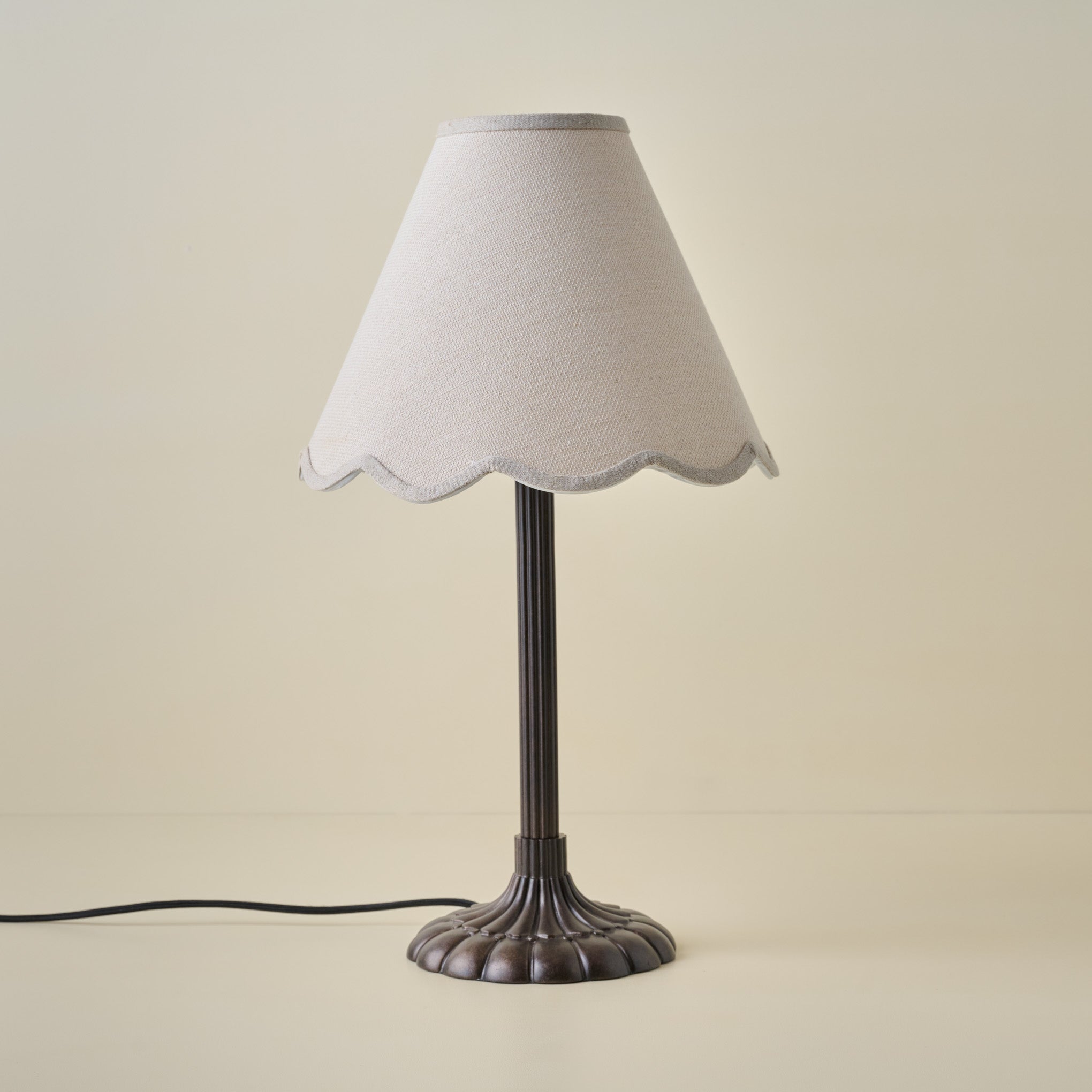 Stella Table Lamp-Bronze Scallop