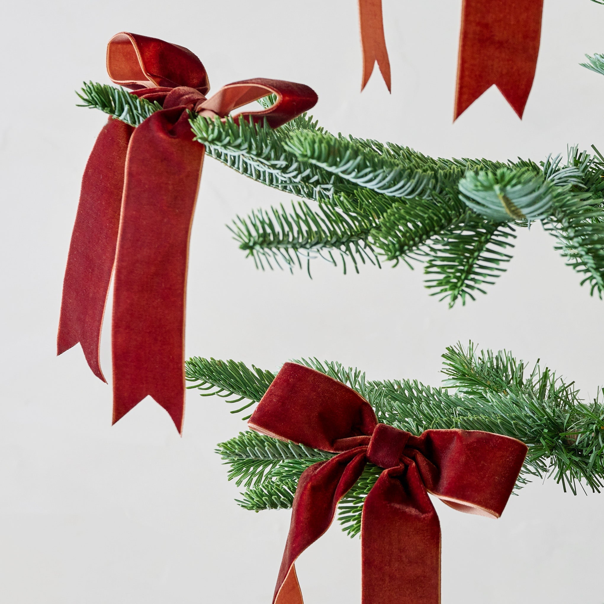 Velvet Bow Ornament Clip. Set of 8