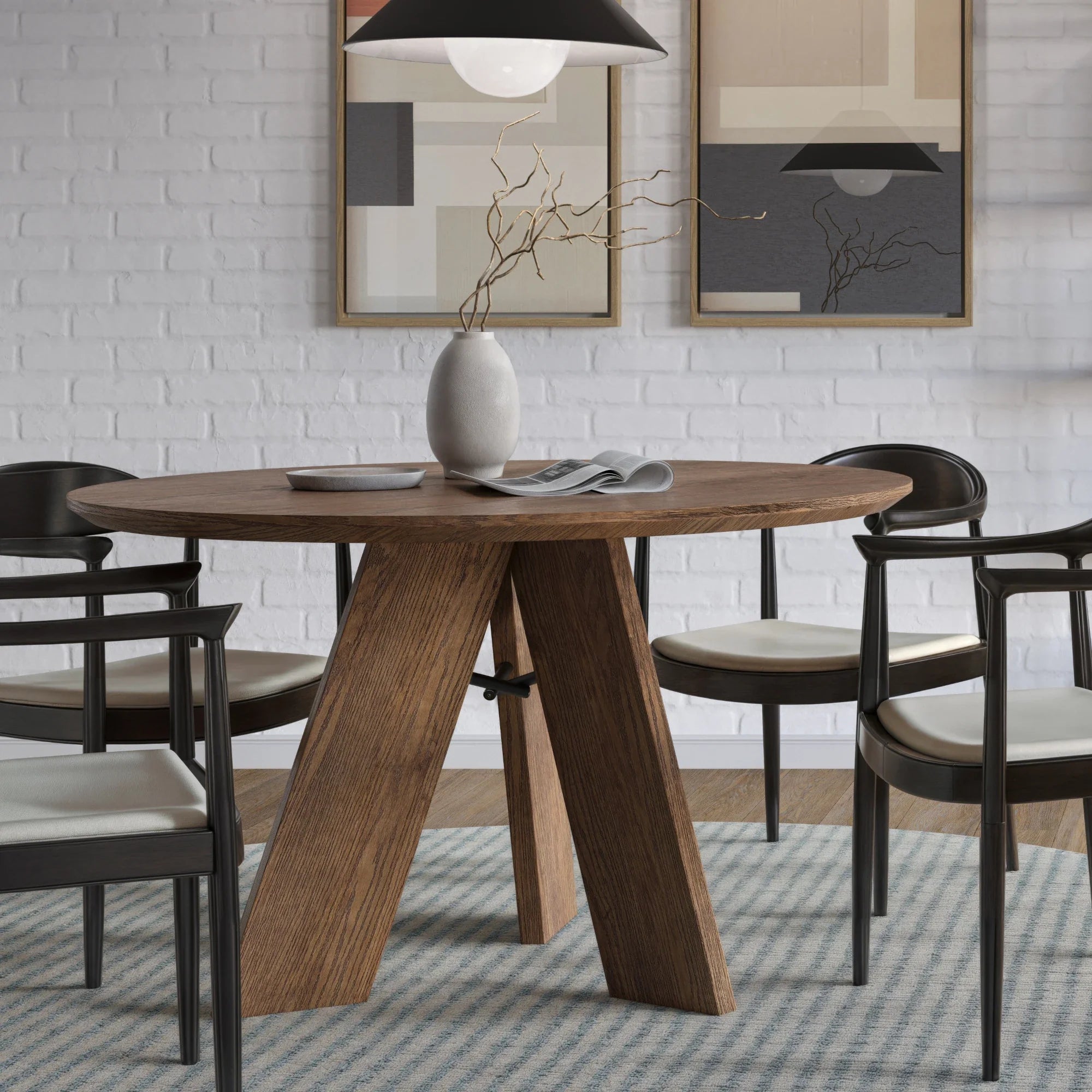Cascais Round Dining Table