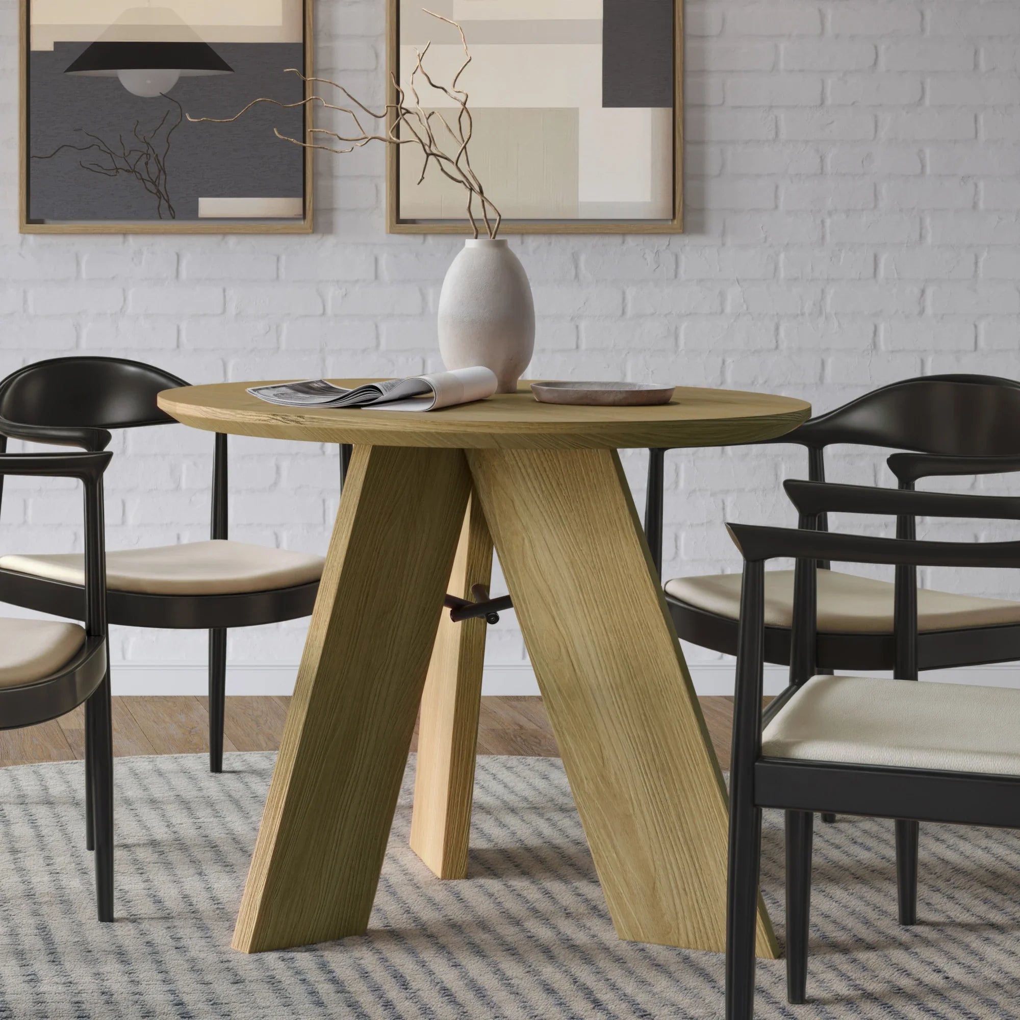 Cascais Round Dining Table