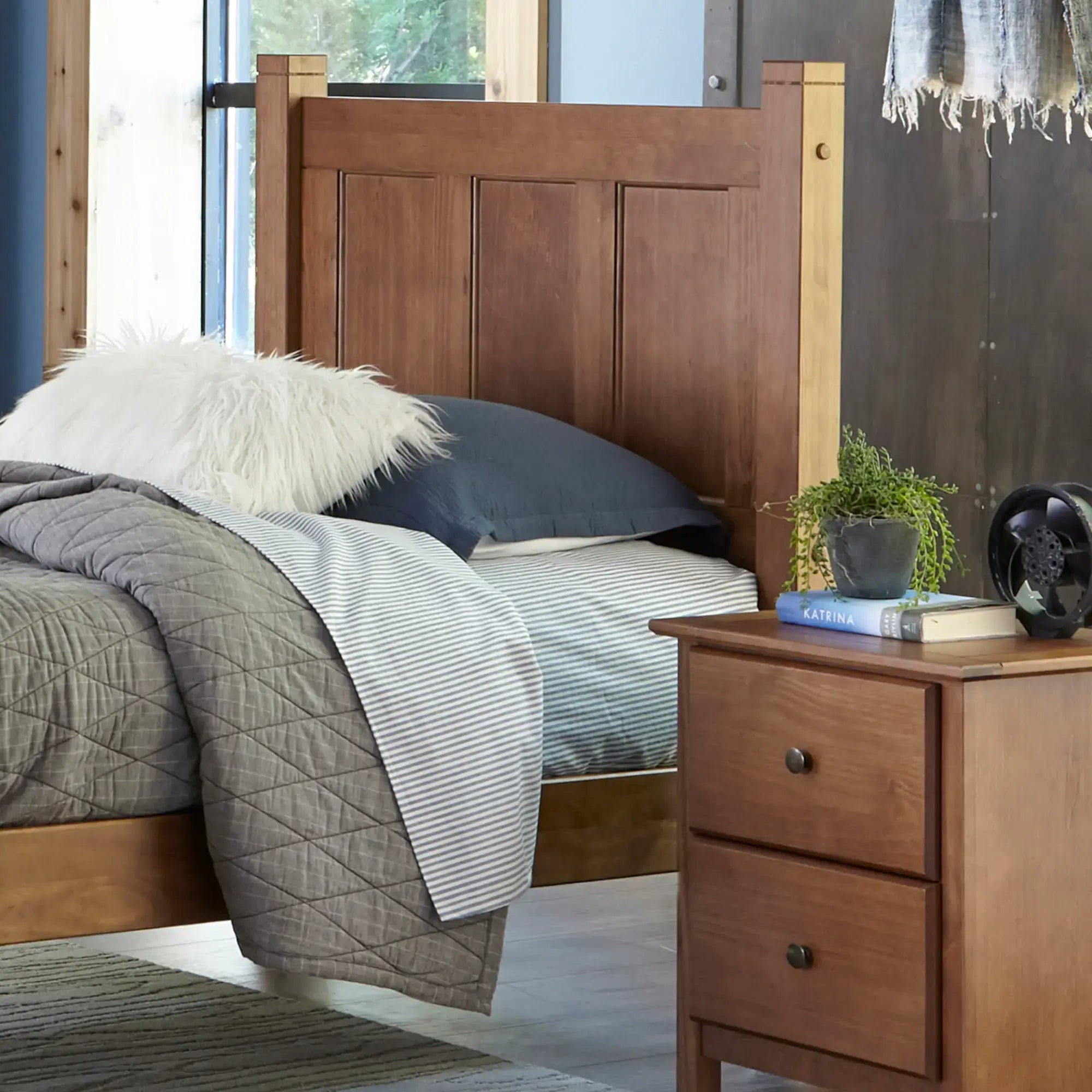 Shaker Bedroom Set (5-Piece)